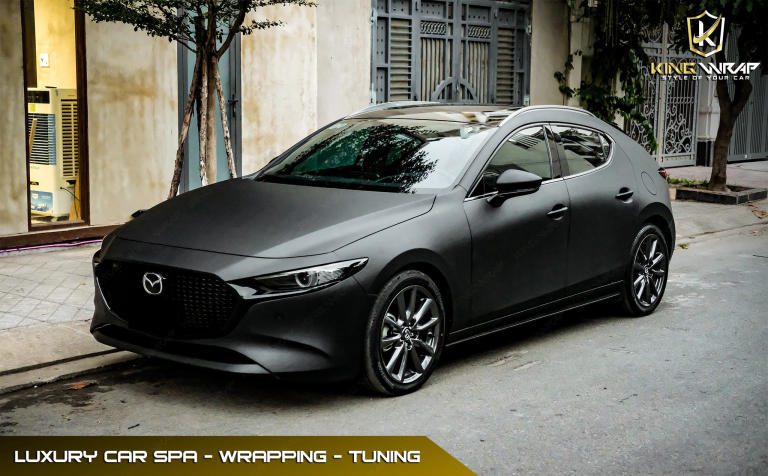 Dán decal đổi màu ô tô Mazda 3 Đen Lì siêu ấn tượng