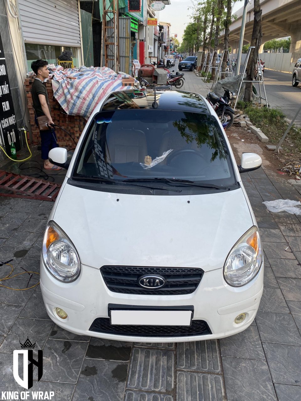 Decal Tem Nóc Kia Chất Lượng