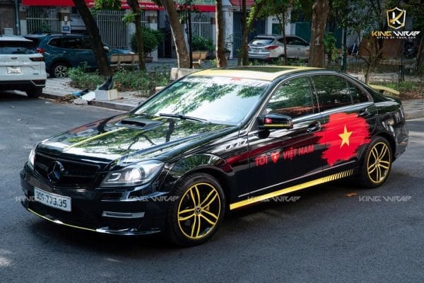 Dán Tem Việt Nam Mercedes C63 – Mừng Ngày Quốc Khánh 2/9