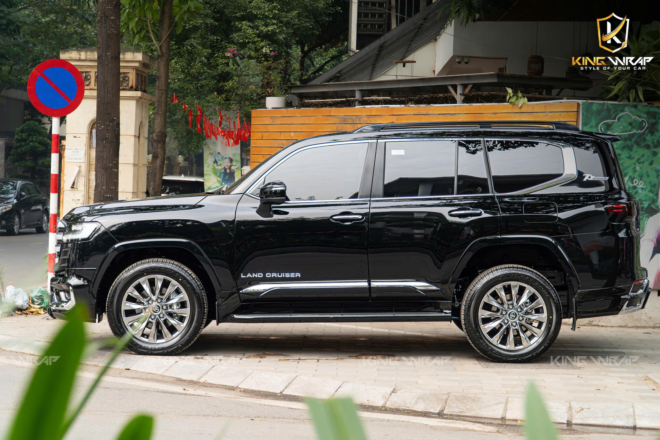 Dán PPF GSWF – Bọc da bò Ý – Đổi màu nội thất – Thảm sàn Nappa xe Land Cruiser LC300