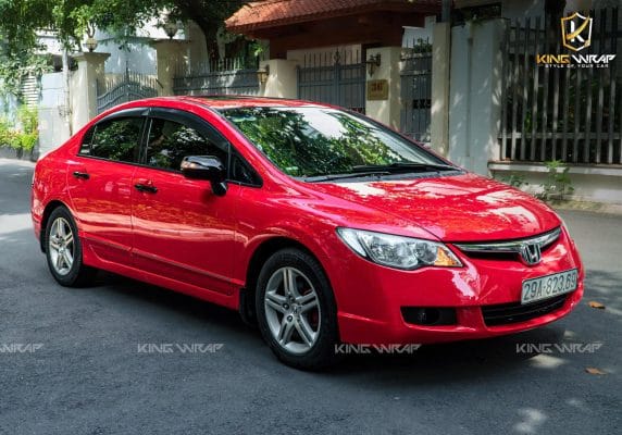 Dán decal đổi màu đỏ xe Honda Civic – Biến hóa phong cách, giữ sơn như mới