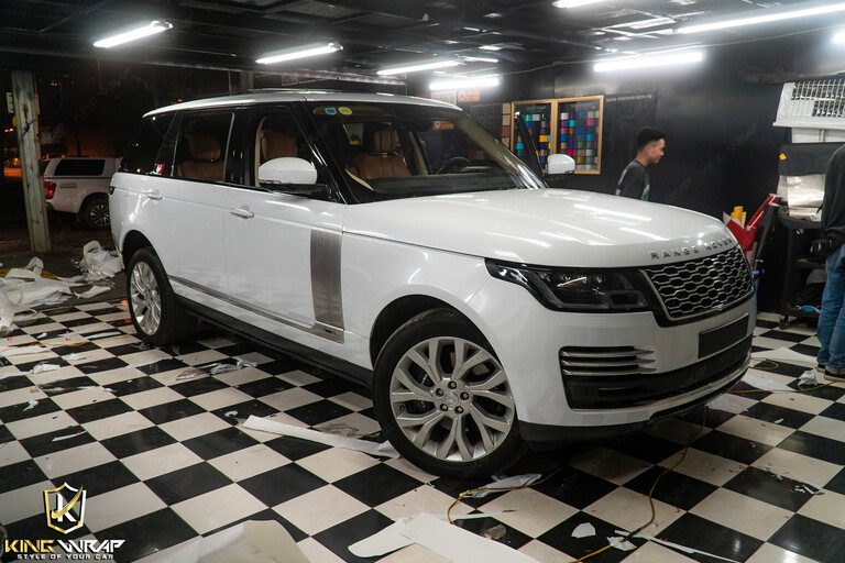 Dán decal đổi màu oto Range Rover LWB tại Hà Nội