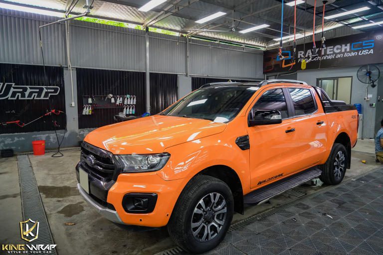 Dán đổi màu cam Ford Ranger