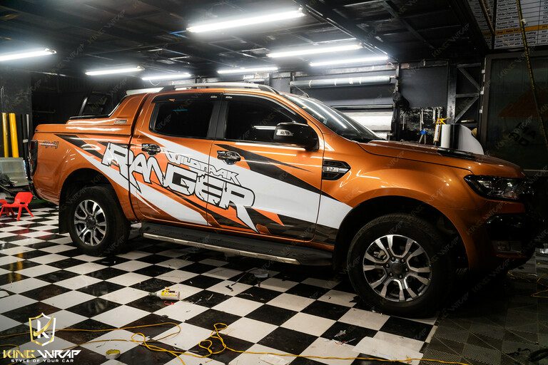 Dán tem xe oto Ford Ranger đẹp giá rẻ