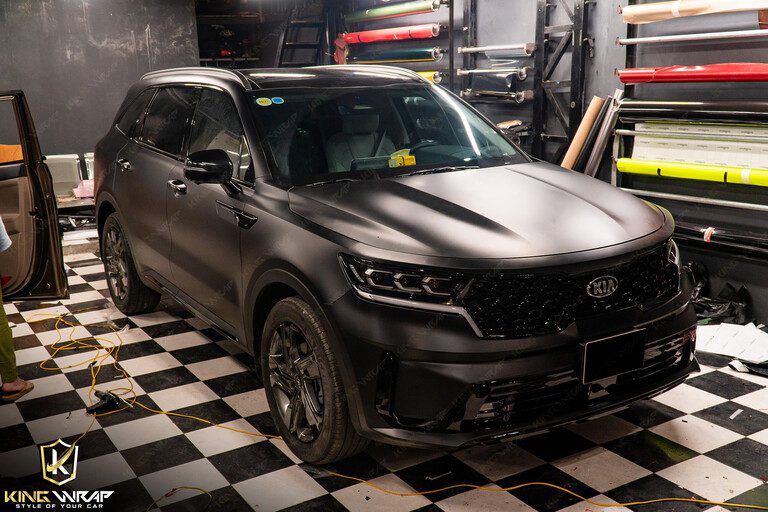 Dán decal đổi màu xe oto đen mờ KIA SORENTO