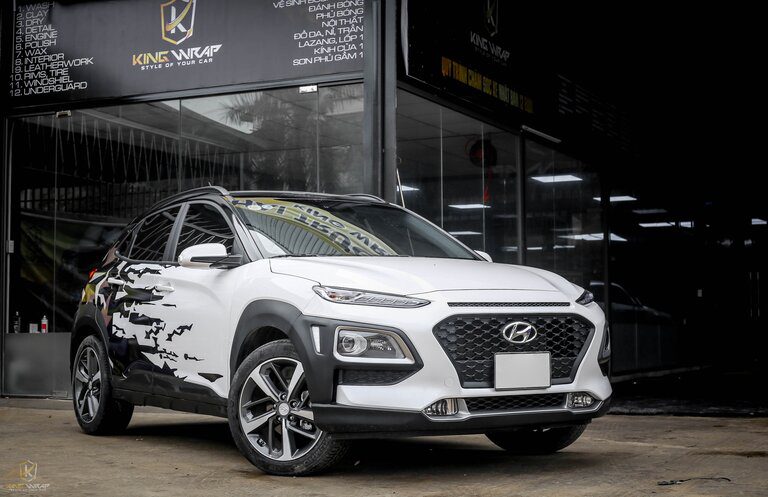 Dán tem sườn Hyundai Kona ấn tượng đột phá