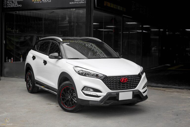 Dán nóc ô tô Hyundai Tucson