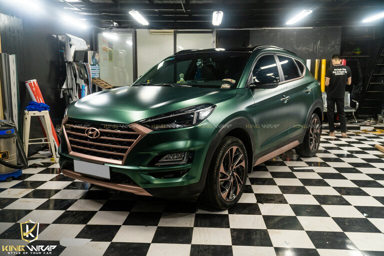 Dán decal đổi màu xe oto Tucson Xanh Mờ