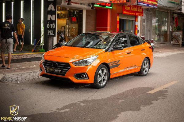 Decal đổi màu xe oto Hà Nội Huyndai Accent