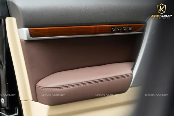 Bọc da bò Ý, thảm sàn Nappa xe Land Cruiser LC200 tại Hoàng Kim Phát
