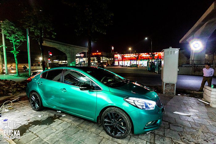 Dán decal đổi màu ô tô Kia K3 – Xanh ngọc bích Glossy