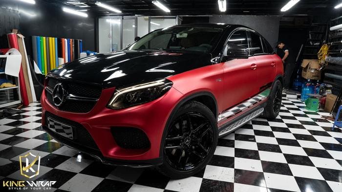 Dán decal đổi màu Mercedes AMG GLE 43