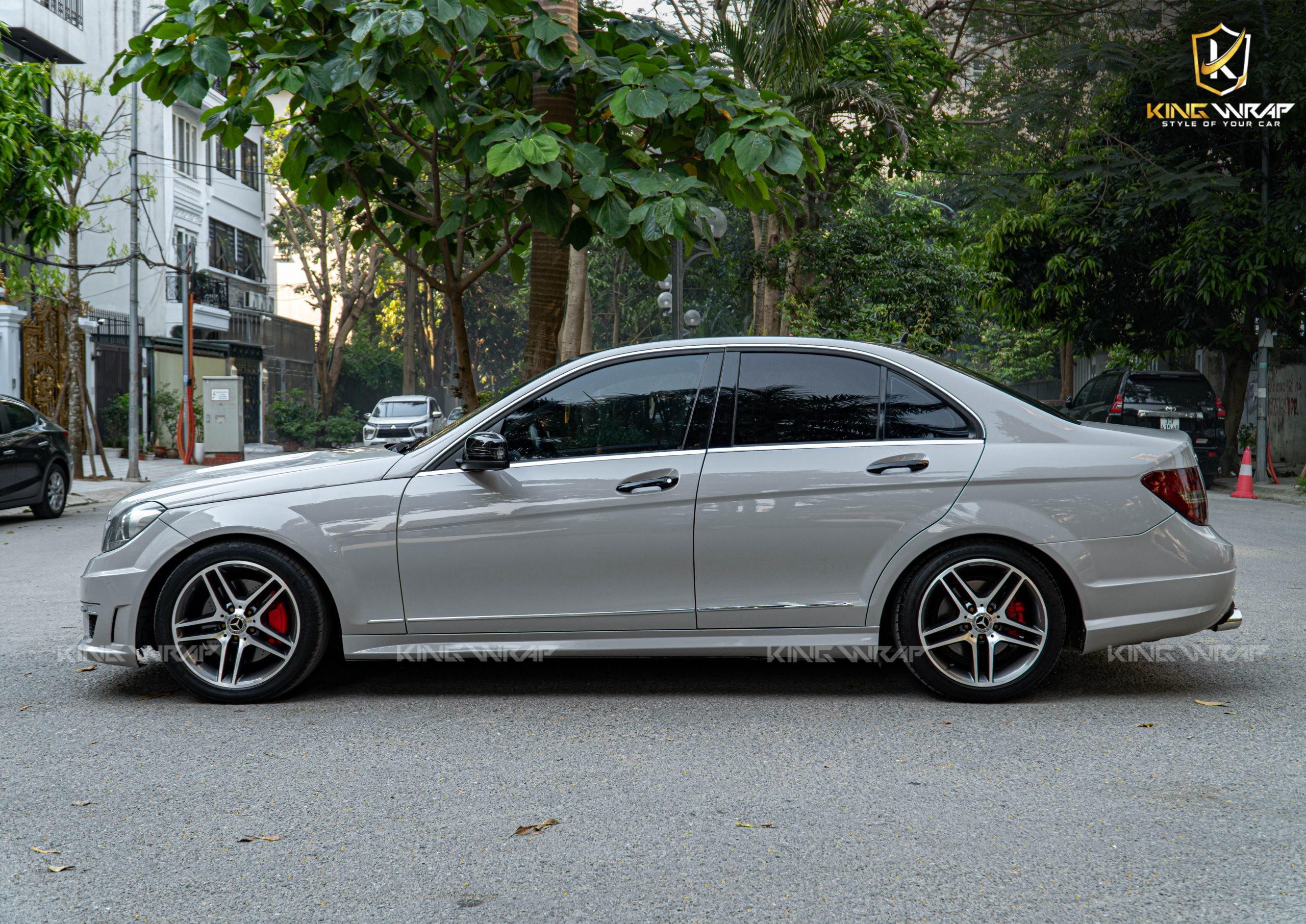 Dán Decal Xám Xi Măng Mercedes C300 Sang Trọng – Thanh Lịch