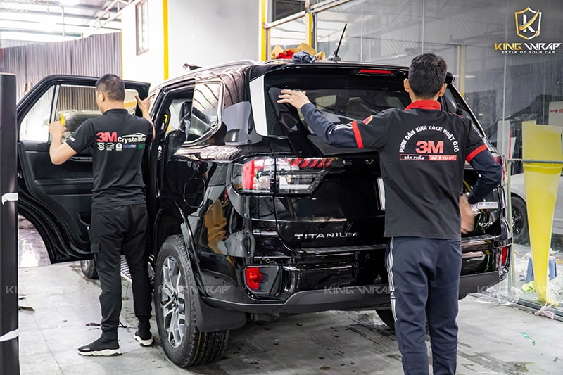 Dán Phim Cách Nhiệt Ô Tô Ford Everest