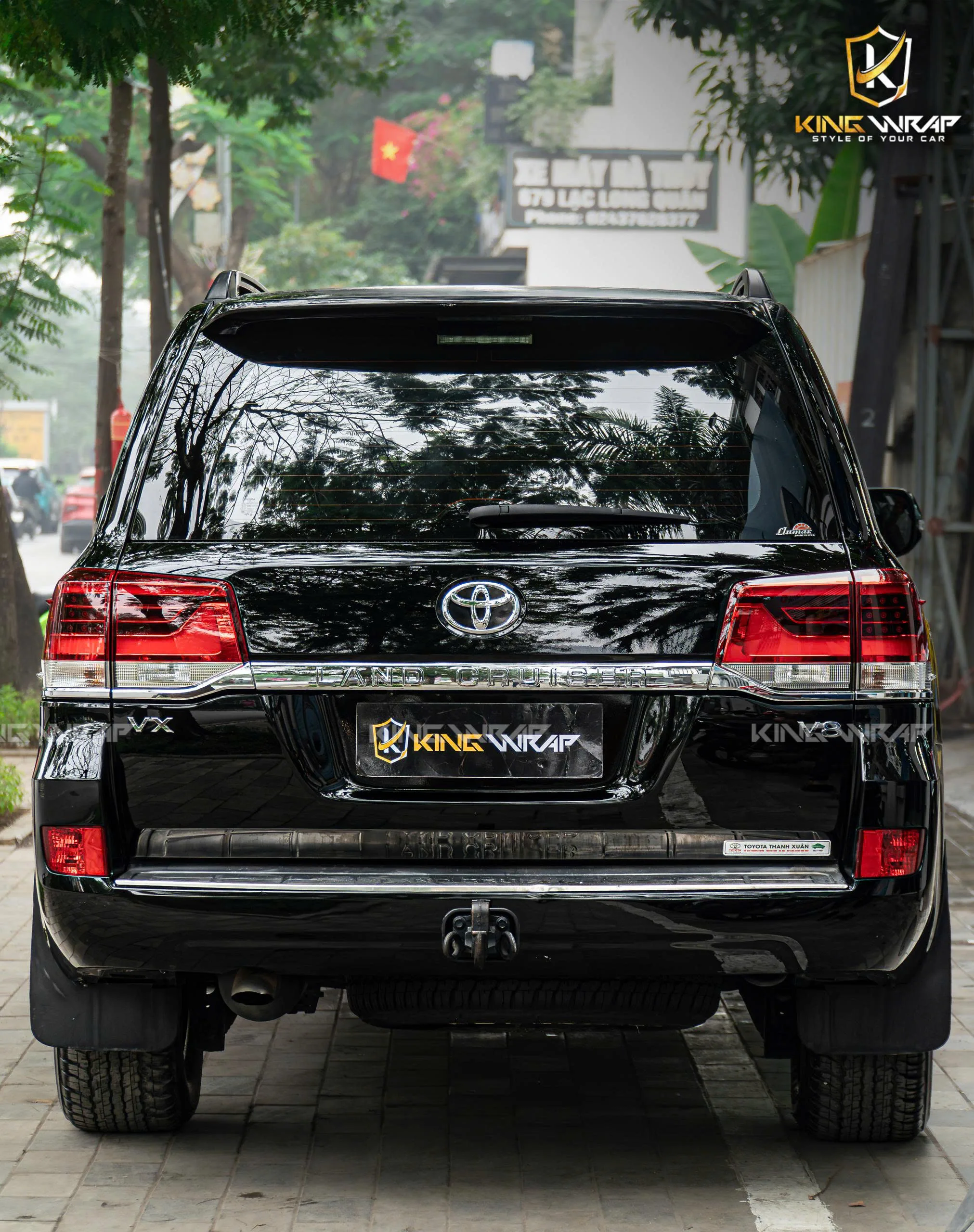 Dán phim cách nhiệt Photosync xe Land Cruiser LC200