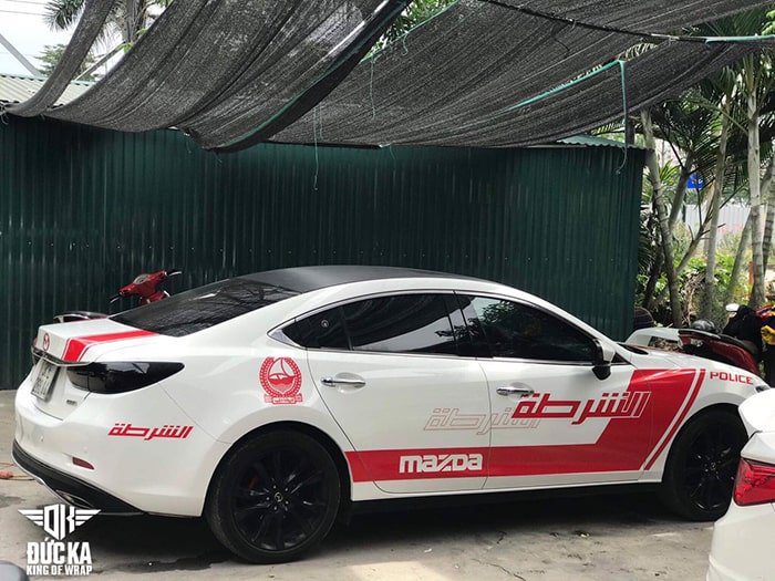 Tem ô tô Mazda 6 – Dubai police