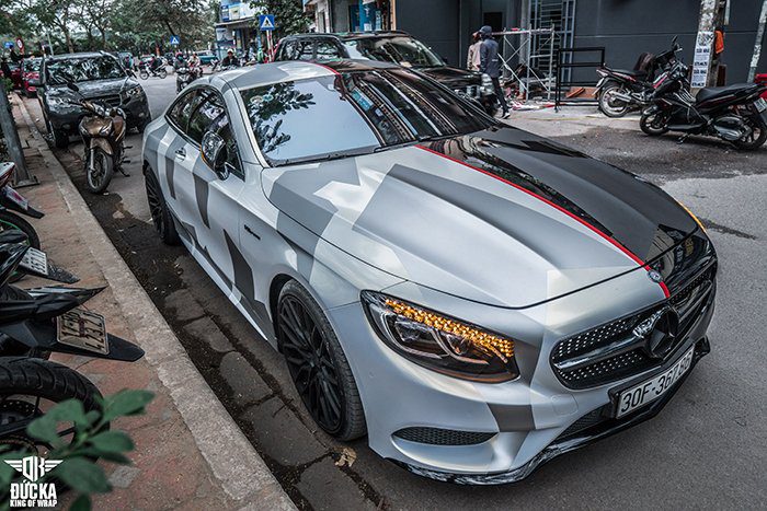Dán decal tem xe oto tại Hà Nội Merc-S couple