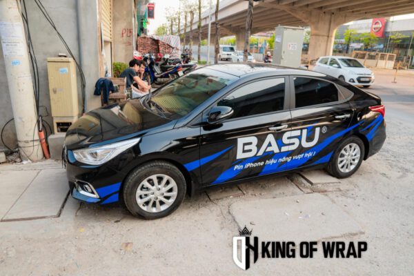 Decal Quảng Cáo Trên Xe Hyundai