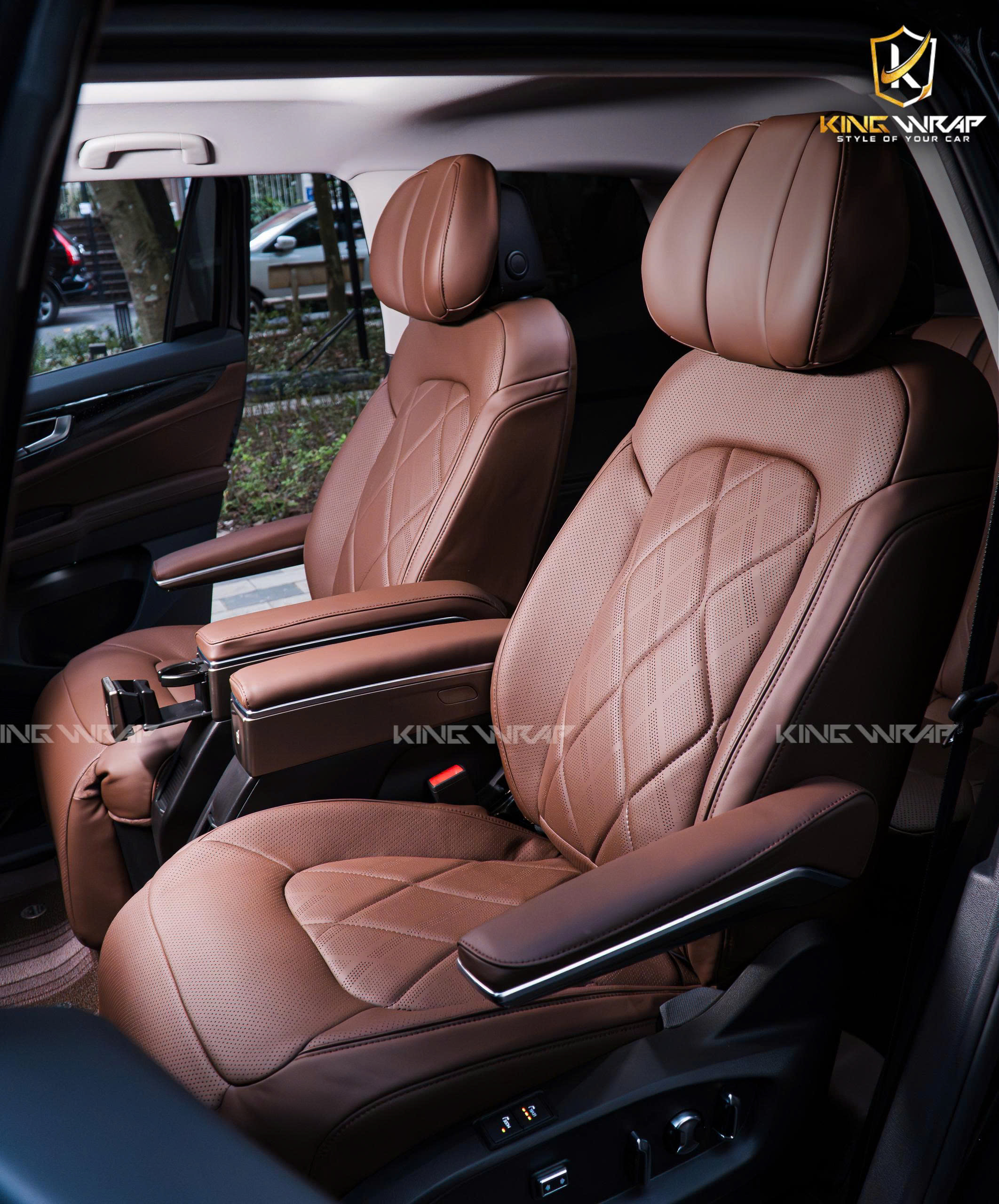 Bọc Da Bò Ý – Độ Ghế VIP – Đổi Màu Nội Thất – Thảm Sàn Nappa Xe Teramont