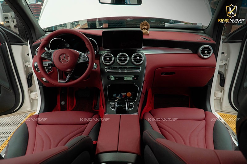 Đổi màu nội thất ô tô Mercedes GLC đỏ đen