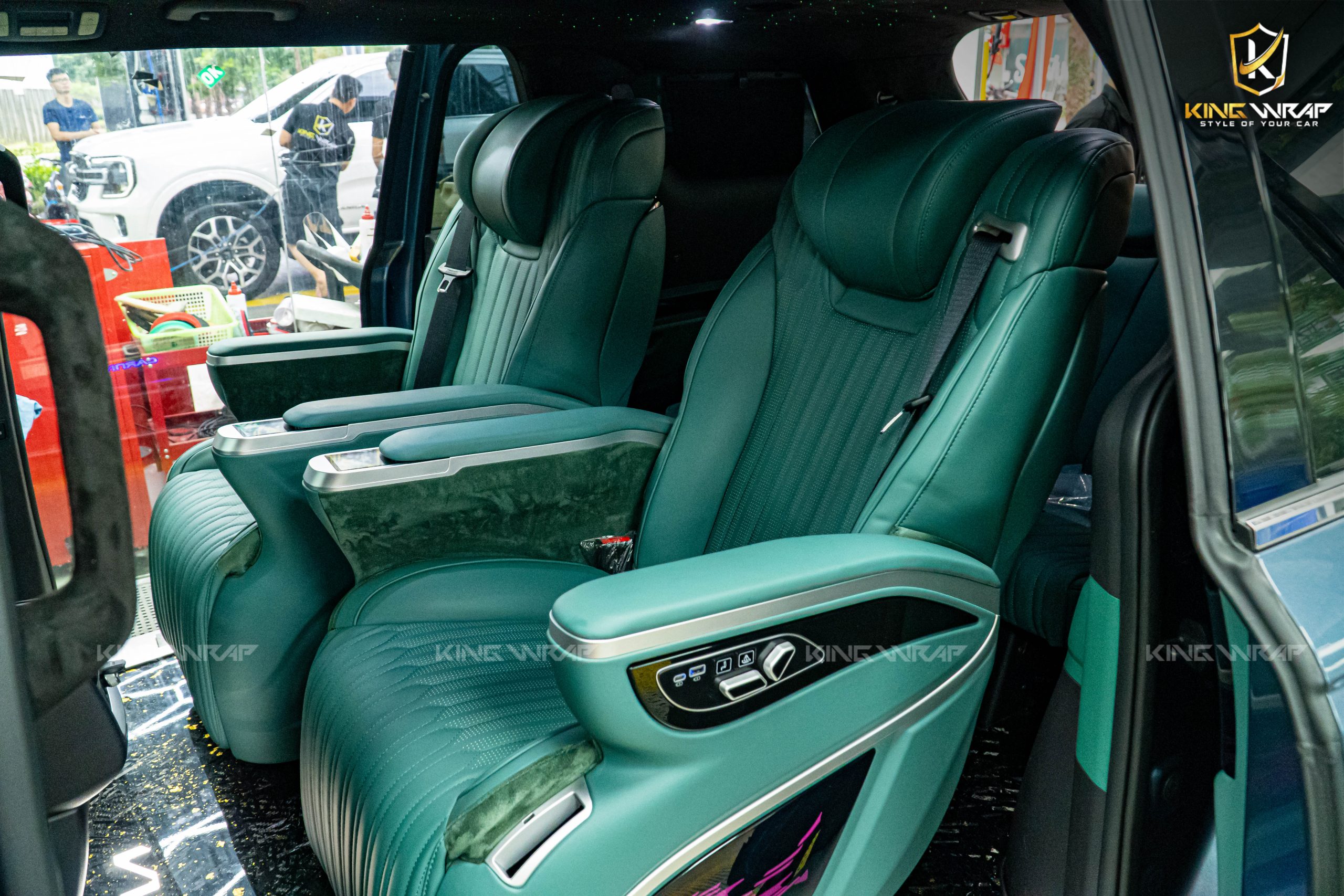 Độ Limousine – Kia Carnival