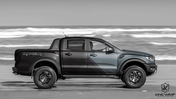Mẫu thiết kế tem sườn xe Ford Raptor xi măng tại Kingwrap