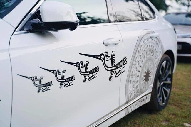 Bộ sưu tập tem sườn xe Lux SA2.0 Vinfast đẹp và ấn tượng