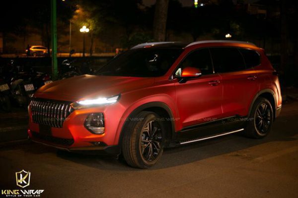 Dán đổi màu ô tô Hà Nội Santafe Đỏ Lì