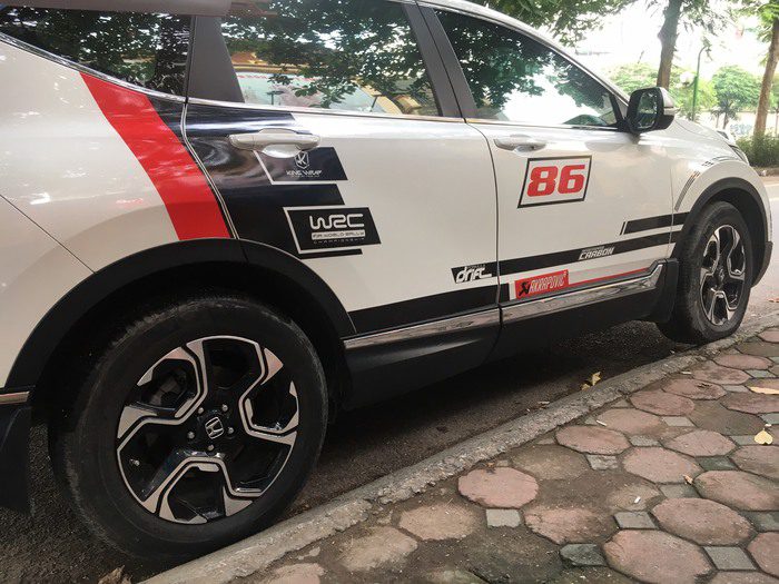 Dán tem sườn xe CRV – mẫu tem sườn 86 tại Kingwrap