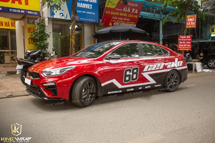 Dán decal tem xe oto Kia Cerato đẹp độc