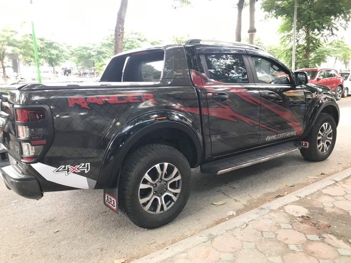 Dán decal tem sườn Ford Raptor đen – mẫu tem tự do