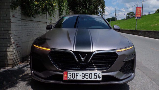Dán tem sườn xe LUX cao cấp