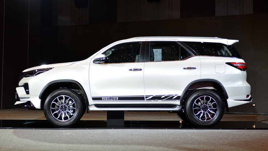 Mẫu Tem Xe Fortuner 2021 Chất Lượng – Giá Tốt – Đẹp Nhất
