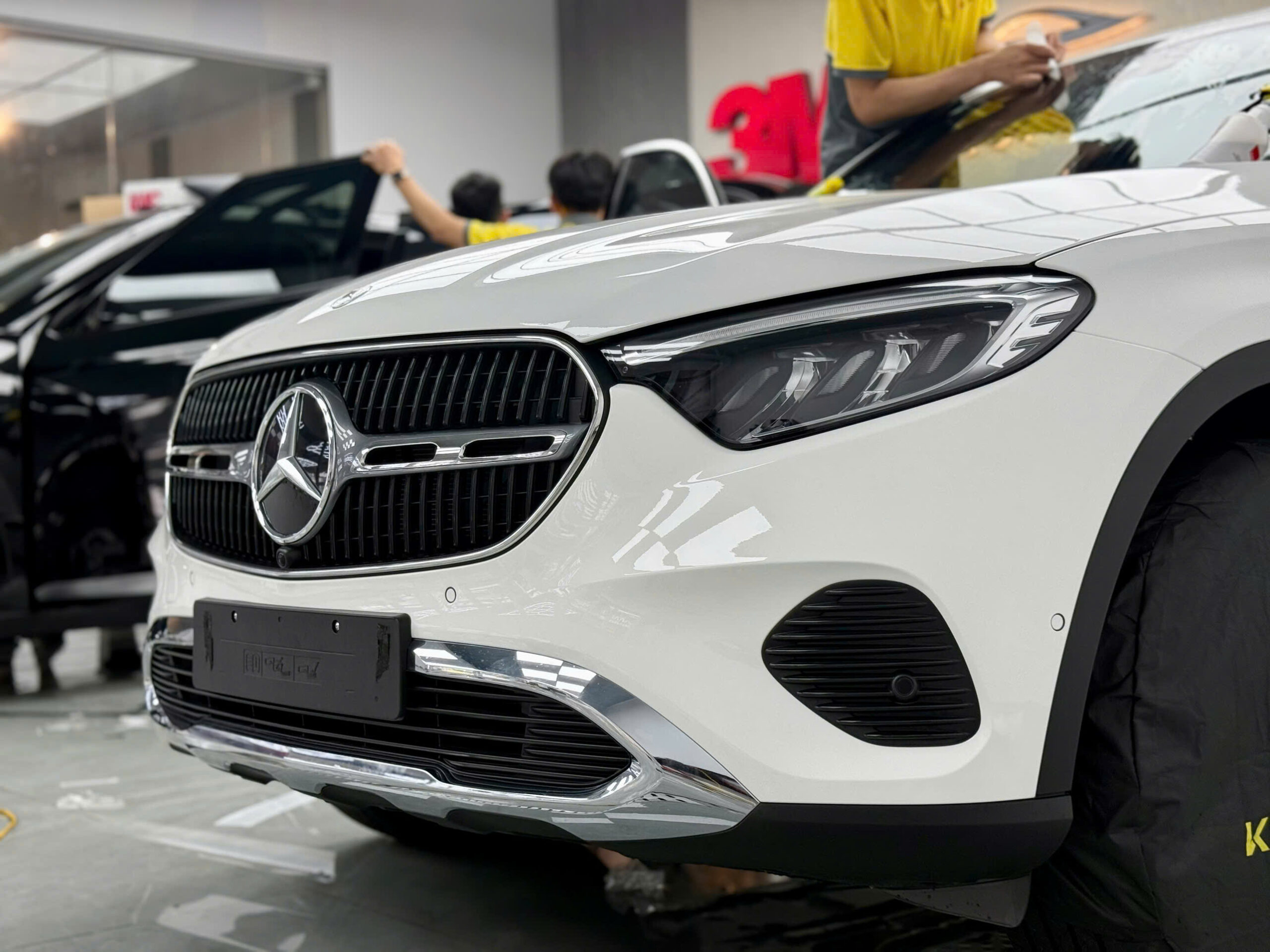 Dán PPF "Vùng rủi ro cao" cho Mercedes-Benz GLC 200
