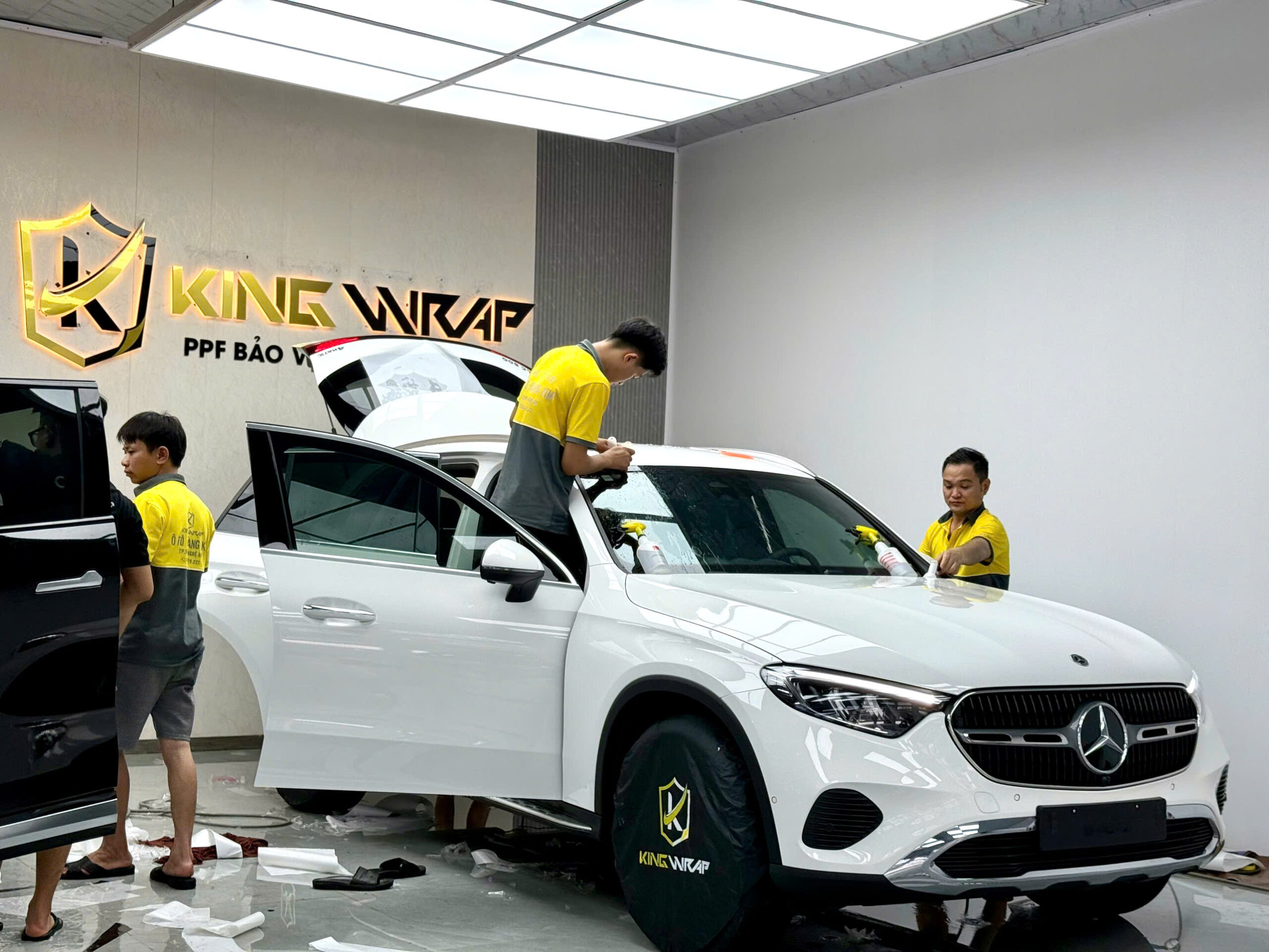 Dán PPF Cho Mercedes-Benz GLC 200 Tại Nghệ An